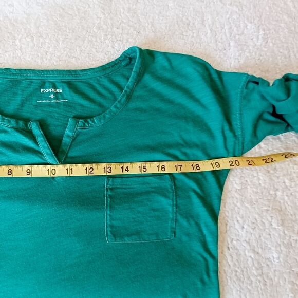 Express long sleeve tee - Picture 4 of 7